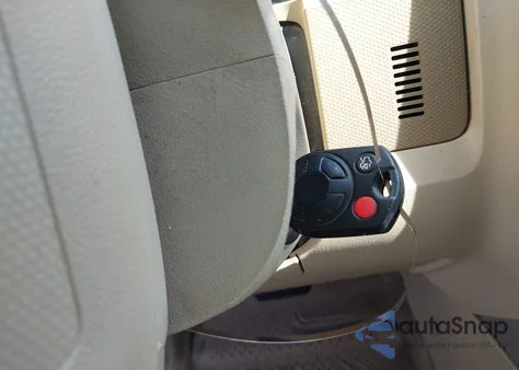 2009 Ford Escape Xlt из США, поврежденный, VIN 1FMCU03749KB29222